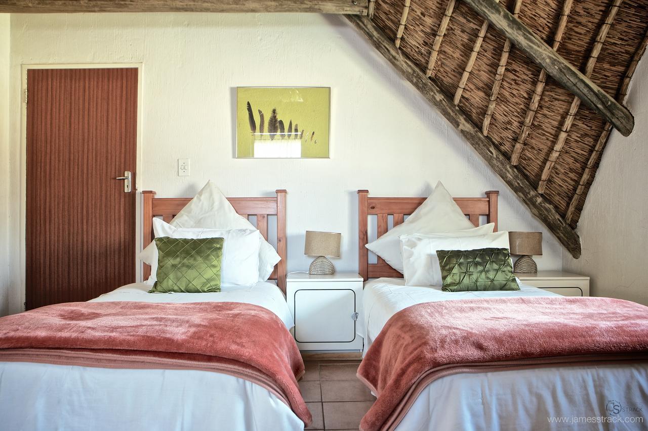 Mokoya Lodge Hekpoort Buitenkant foto