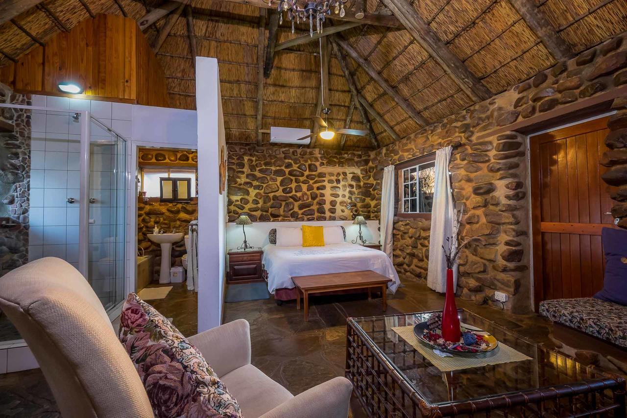 Mokoya Lodge Hekpoort Buitenkant foto