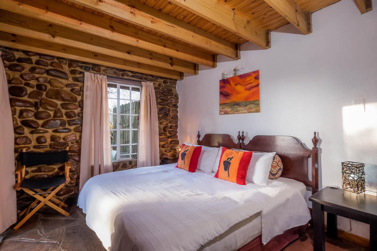 Mokoya Lodge Hekpoort Buitenkant foto